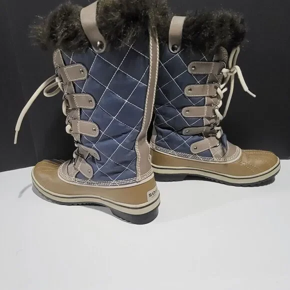 Sorel Women's Quilted Winter Snow Boots With Faux Fur